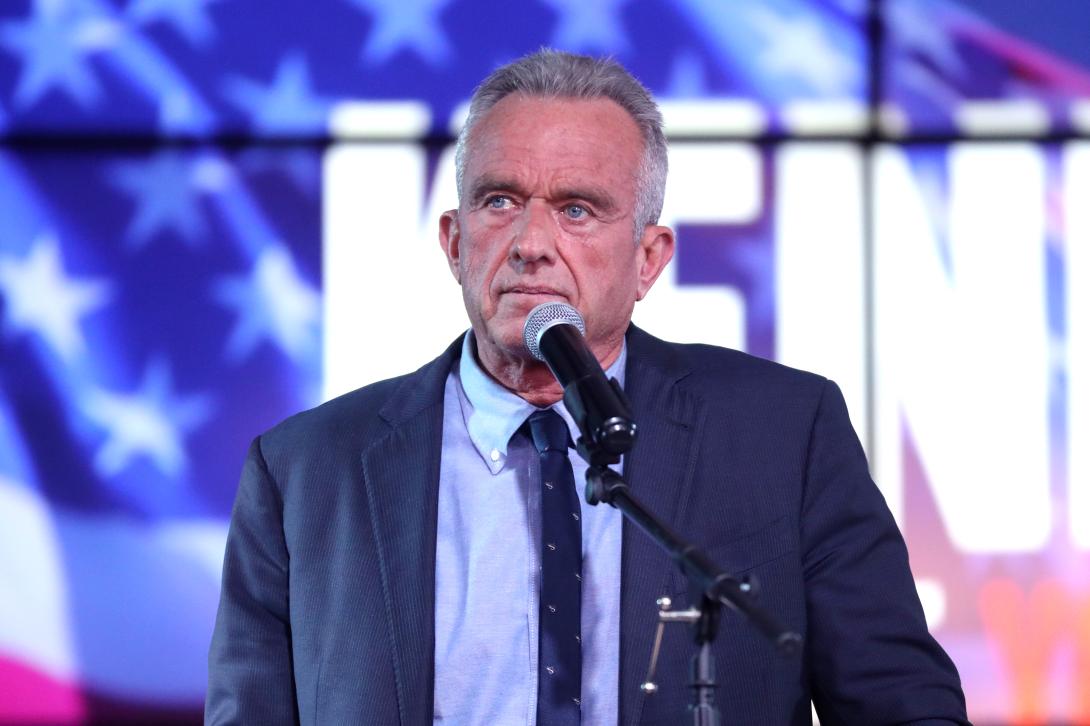 Robert F. Kennedy Jr. speaks to supporters in Phoenix, Ariz., in 2023