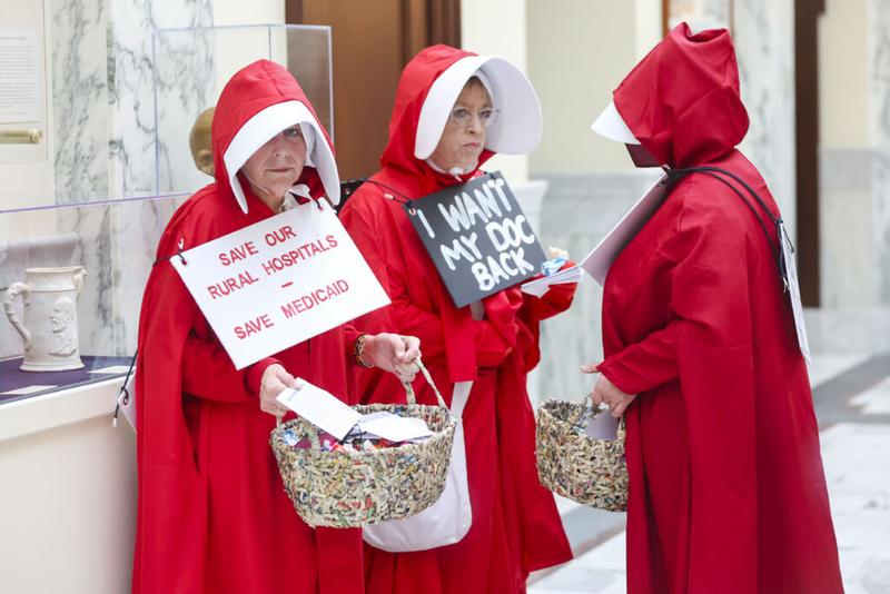 Handmaid's tale women